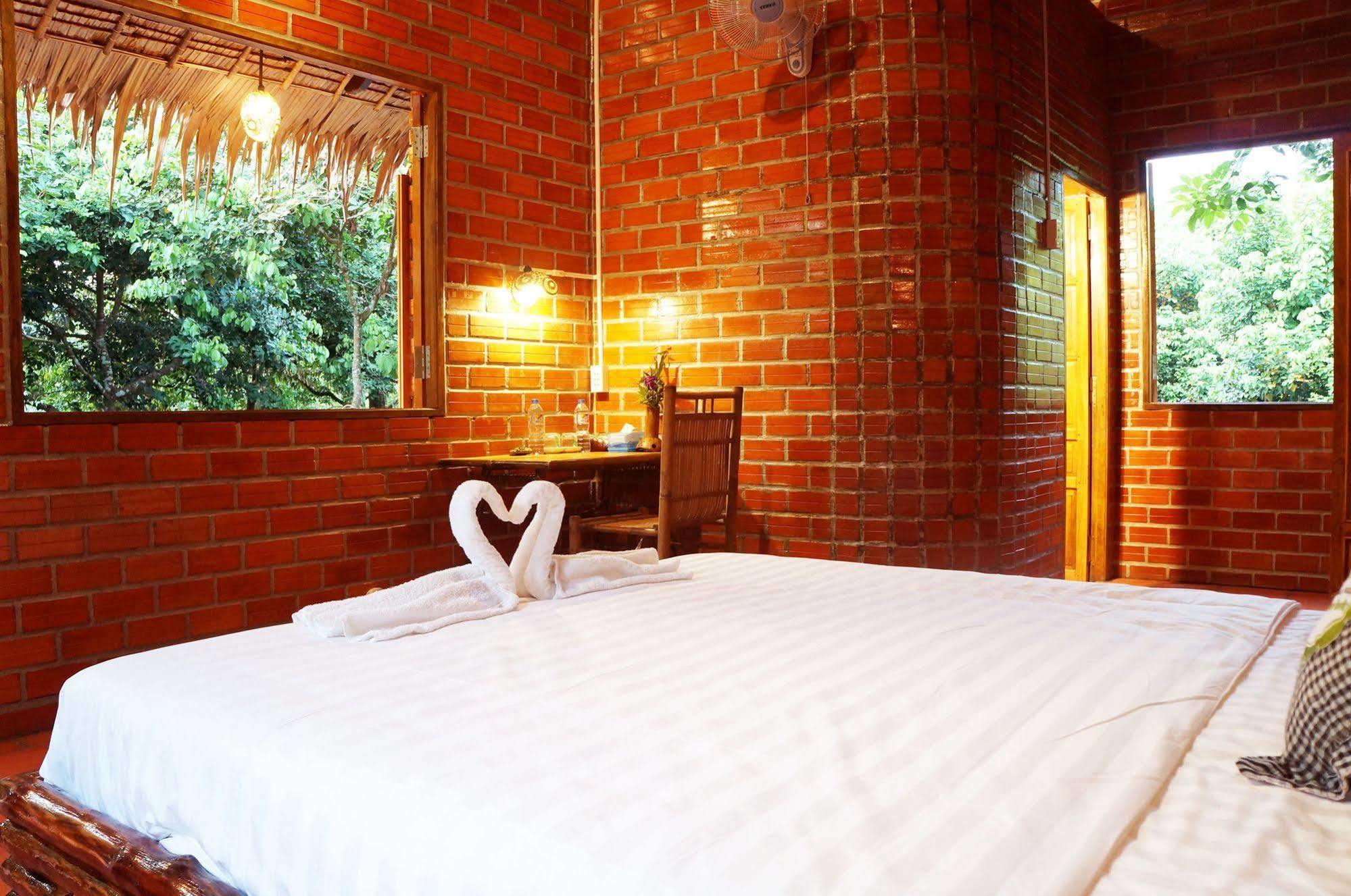 Mekong Rustic Lodge Cai Lậy Extérieur photo